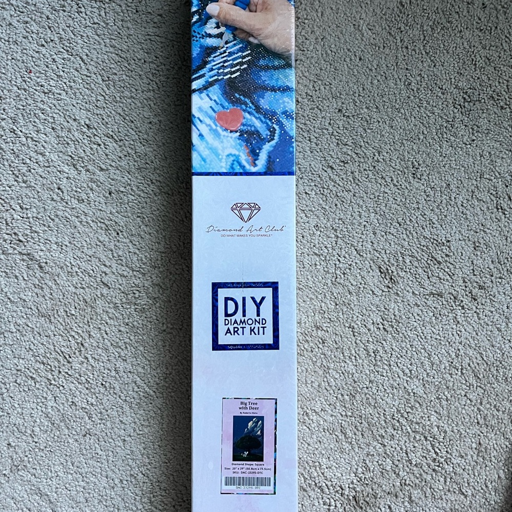 Diamond Art Club DIY Diamond Art Kit - Blue and White
